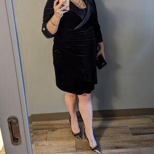 Jessica Howard Navy Blue Velvet Dress